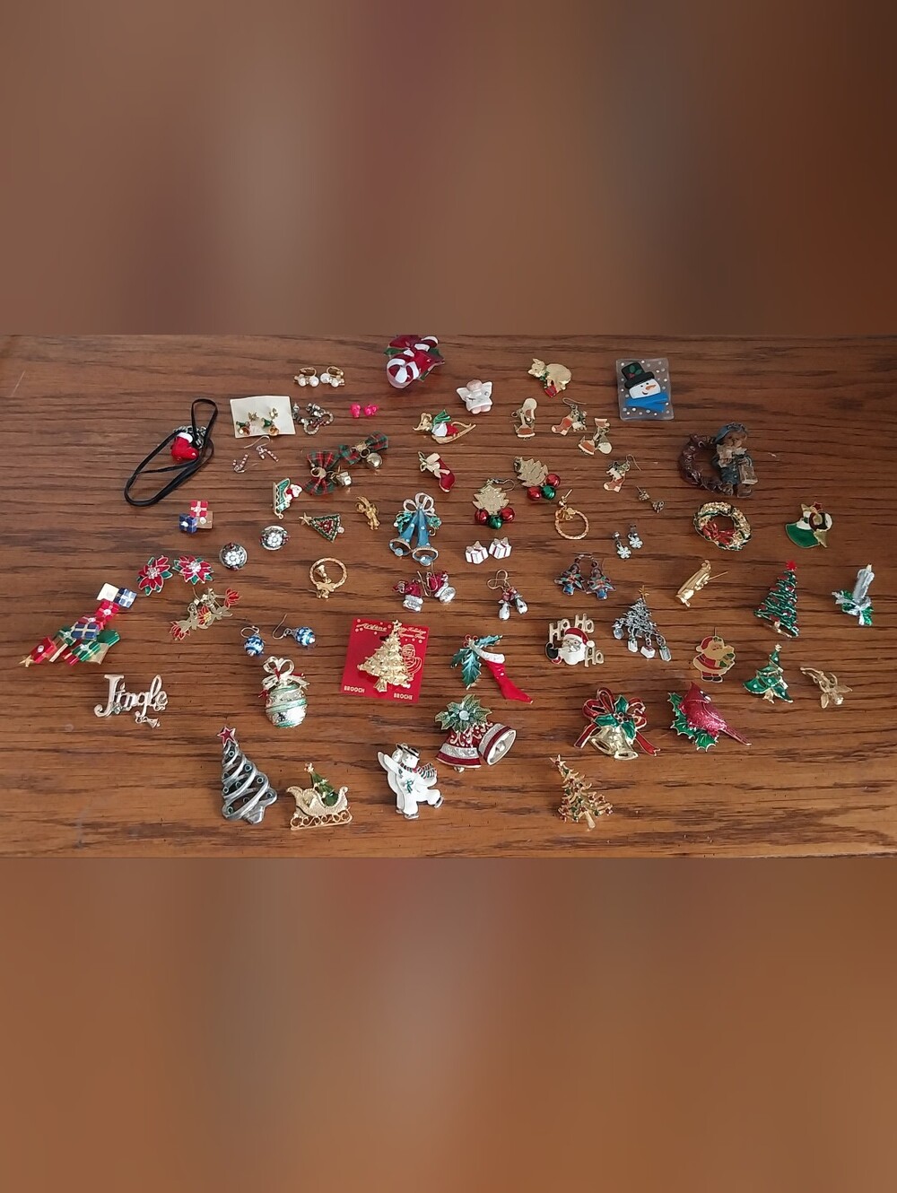 Vintage Christmas Women's Brooch Jeeelry Lot - Picture 2 of 13
